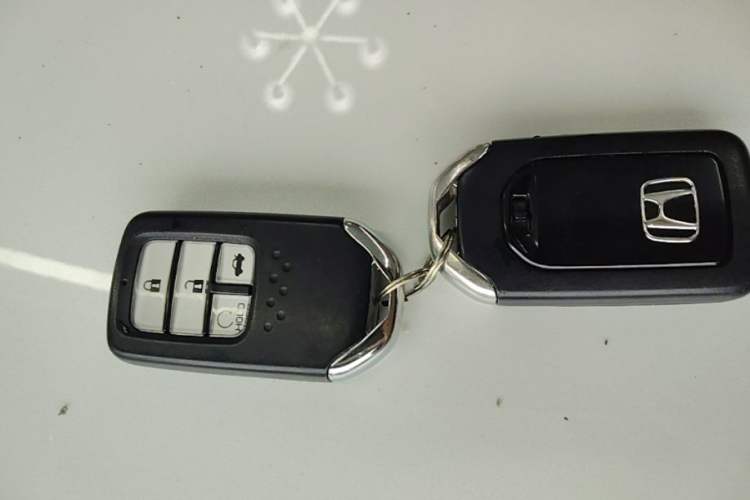 Used Honda Fit 2016 1.5L LXS CVT Comfort Sunroof Version Vehicle Key