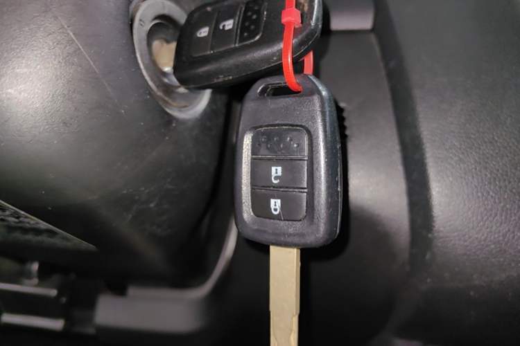 Used Honda Fit 2016 1.5L LXS CVT Comfort Sunroof Version Vehicle Key