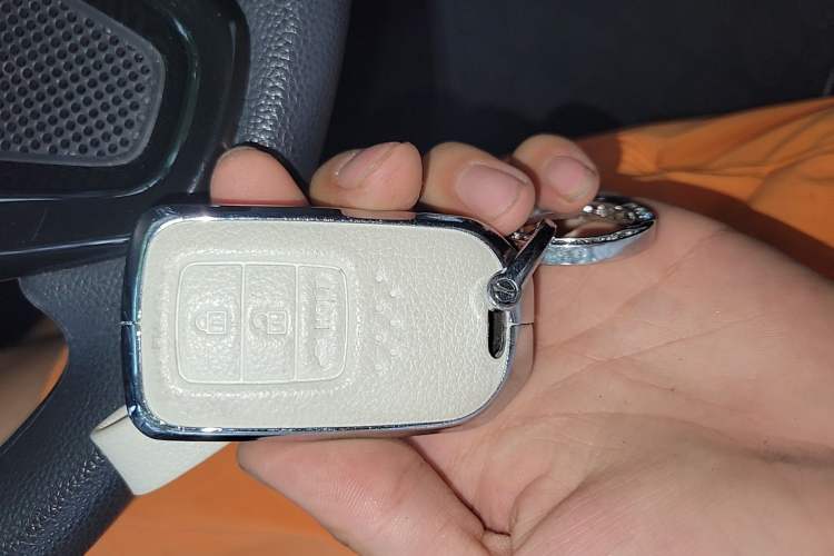 Used Honda Fit 2016 1.5L SE CVT Fashion Model Vehicle Key