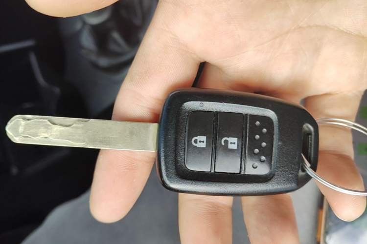 Used Honda Fit 2016 1.5L LX Manual Comfort Model Vehicle Key