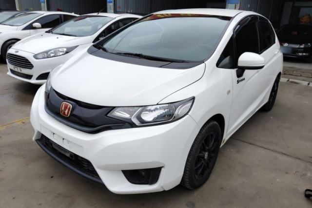 Used Honda Fit 2016 1.5L LX Manual Comfort Model