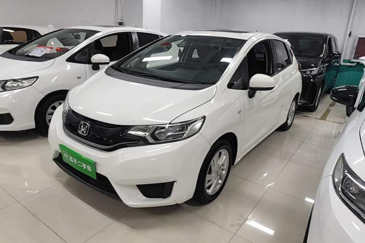 Used Honda Fit 2016 1.5L LXS CVT Comfort Sunroof Version Guazi used car, China used car export, Used car for sale, Used  cars, Cheapest cars for sale