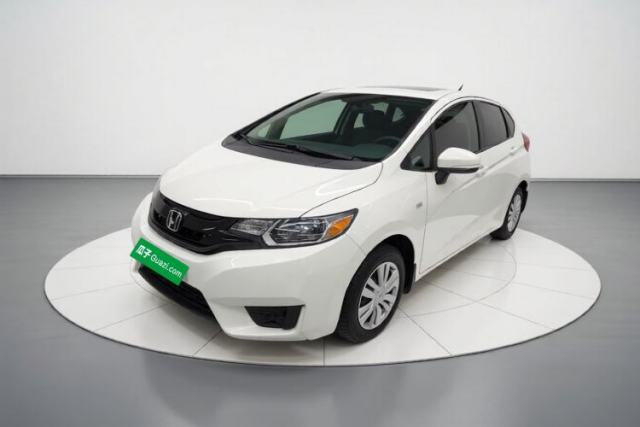 Ojetý Honda Fit 2016 1.5L LXS CVT Comfort Sunroof Version