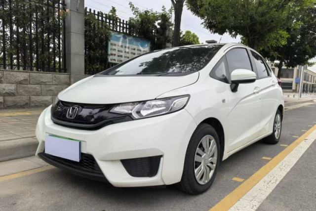 Used Honda Fit 2016 1.5L LXS CVT Comfort Sunroof Version