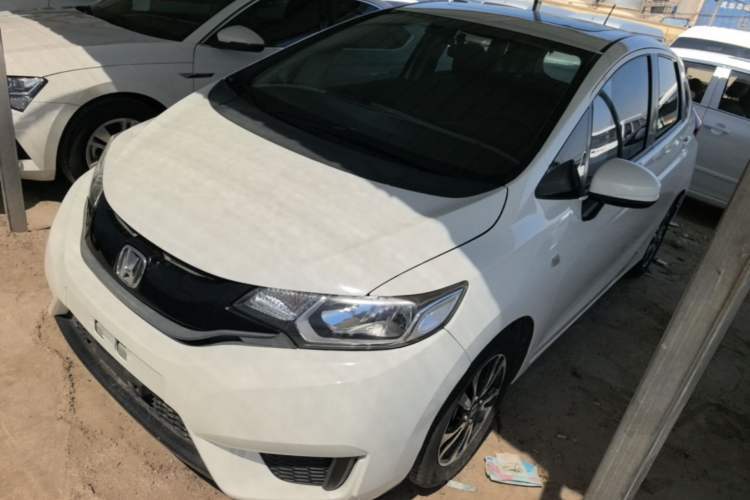 Used Honda Fit 2016 1.5L LXS CVT Comfort Sunroof Version Guazi used car, China used car export, Used car for sale, Used  cars, Cheapest cars for sale