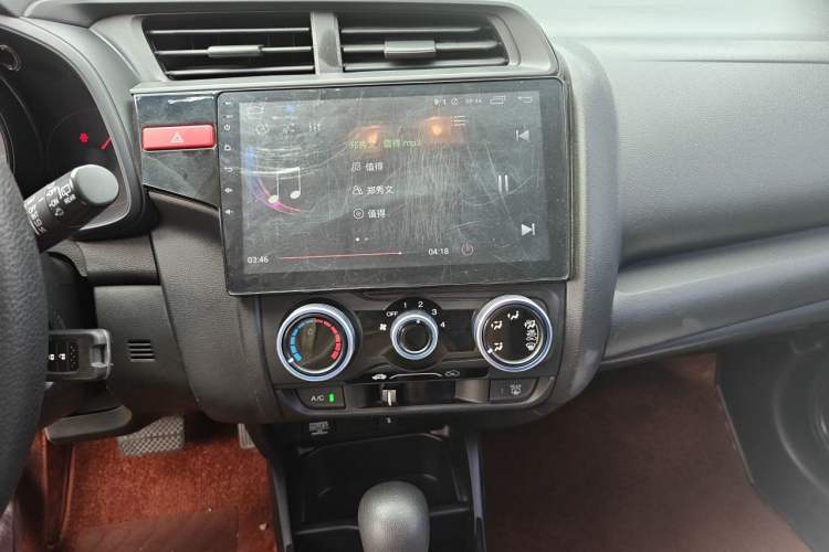 Used Honda Fit 2016 1.5L LX CVT Comfort Model Audio And AC Panel