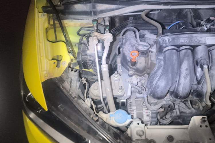 Used Honda Fit 2016 1.5L LXS CVT Comfort Sunroof Version Engine Bay Right