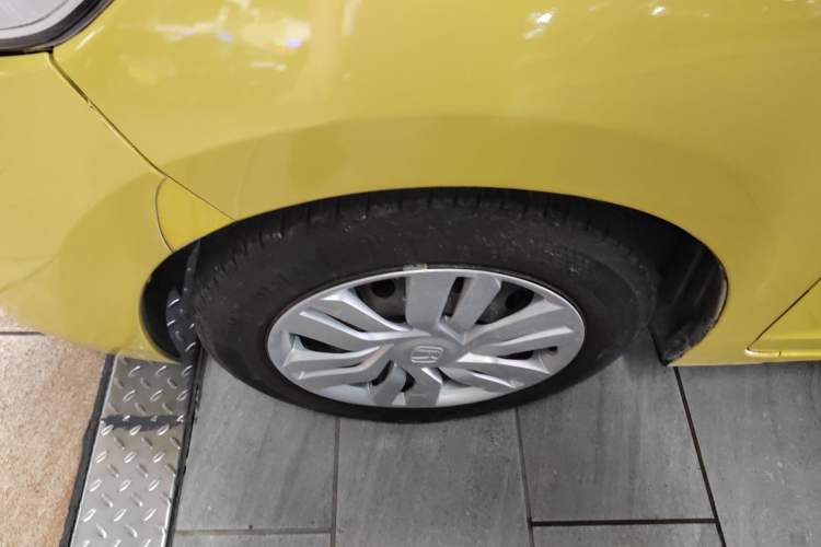 Used Honda Fit 2016 1.5L LX CVT Comfort Model Exterior 4