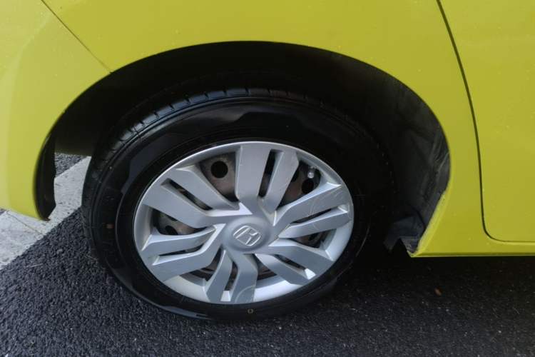 Used Honda Fit 2016 1.5L LX CVT Comfort Model Exterior 5
