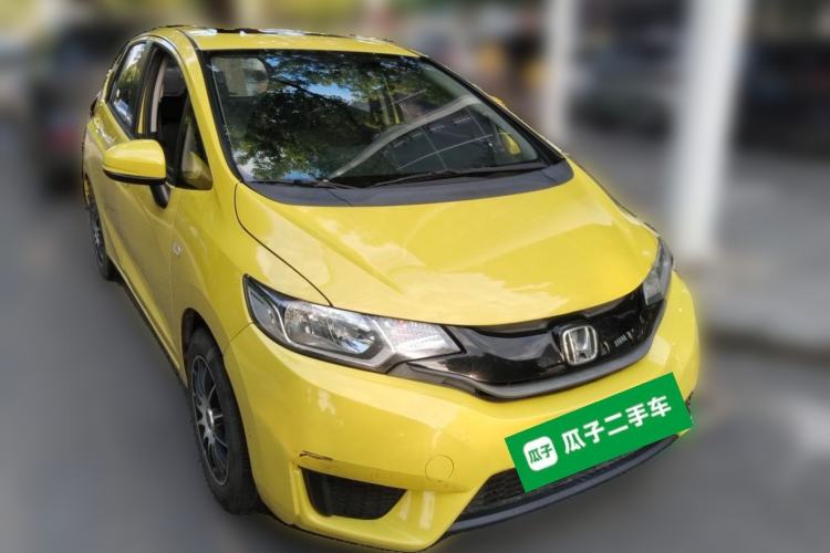 Used Honda Fit 2016 1.5L LXS CVT Comfort Sunroof Version Front Right 45 Deg