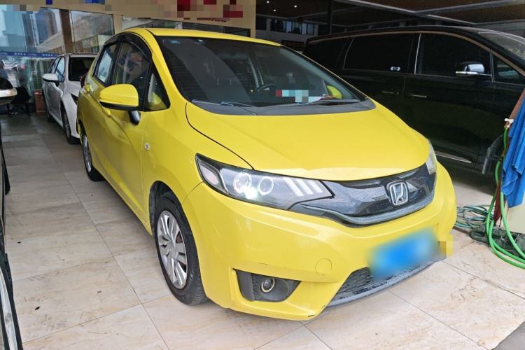 Used Honda Fit 2016 1.5L LX CVT Comfort Model Front Right 45 Deg