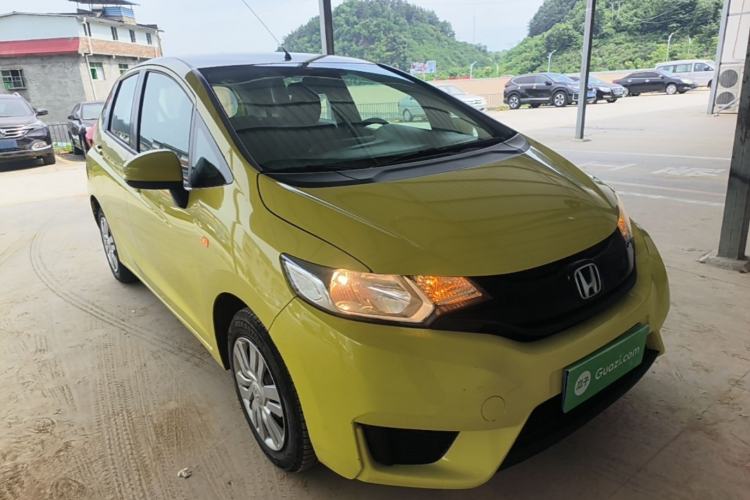 Used Honda Fit 2016 1.5L LX CVT Comfort Model Front Right 45 Deg