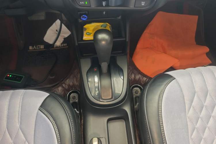 Used Honda Fit 2016 1.5L LX CVT Comfort Model Gear Lever