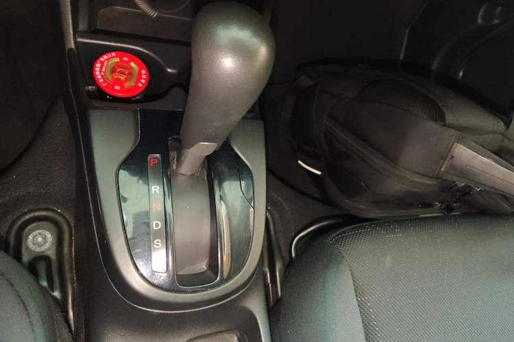 Used Honda Fit 2016 1.5L LX CVT Comfort Model Gear Lever