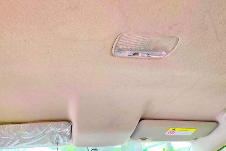 Used Honda Fit 2016 1.5L LX CVT Comfort Model Headliner
