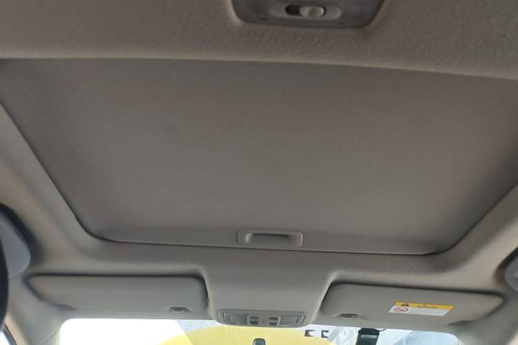Used Honda Fit 2016 1.5L LXS CVT Comfort Sunroof Version Headliner