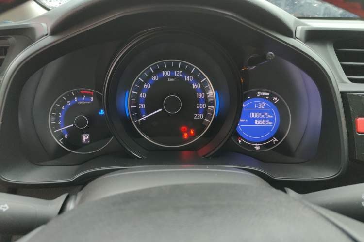 Used Honda Fit 2016 1.5L LXS CVT Comfort Sunroof Version Instrument Cluster