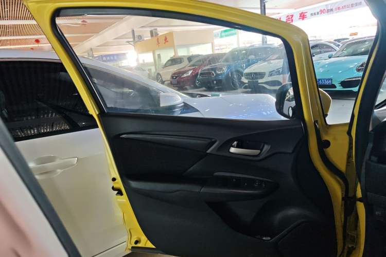 Used Honda Fit 2016 1.5L LX CVT Comfort Model Left Front Door Interior