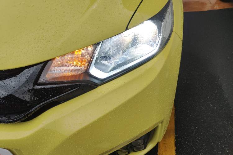 Used Honda Fit 2016 1.5L LXS CVT Comfort Sunroof Version Left Front Headlight