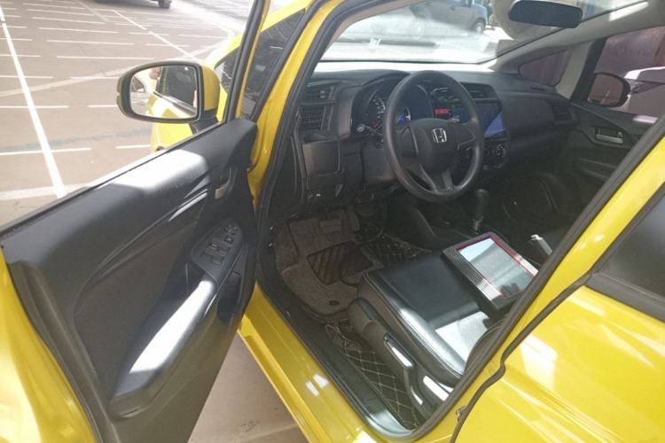 Used Honda Fit 2016 1.5L LXS CVT Comfort Sunroof Version Left Front Seat