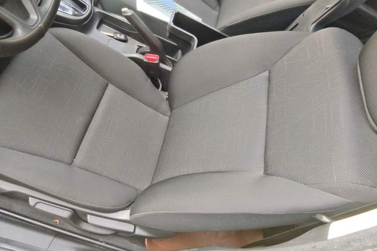 Used Honda Fit 2016 1.5L LXS CVT Comfort Sunroof Version Left Front Seat