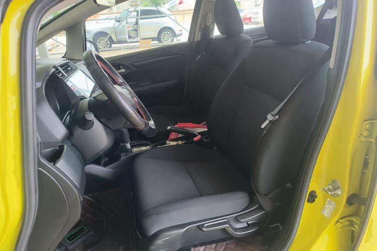 Used Honda Fit 2016 1.5L LX CVT Comfort Model Left Front Seat