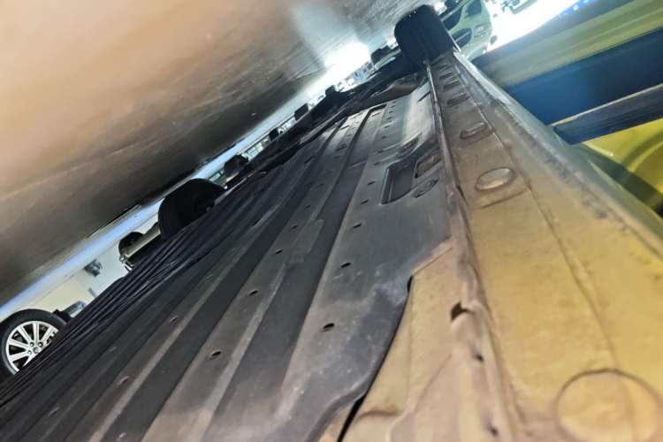 Used Honda Fit 2016 1.5L LX CVT Comfort Model Left Side Sill
