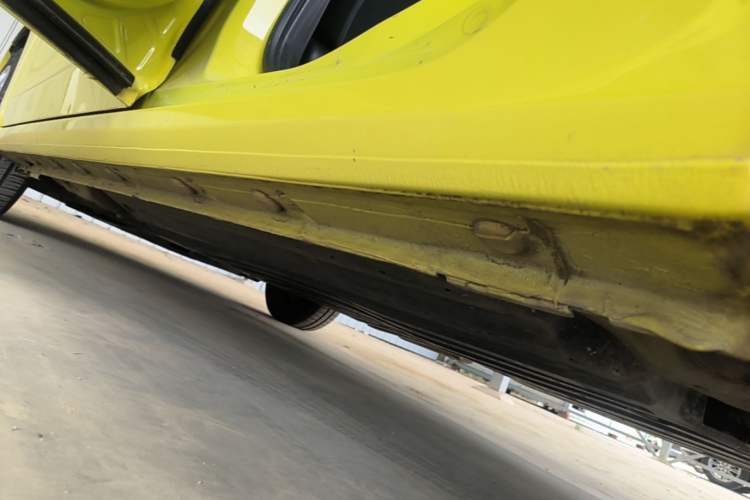 Used Honda Fit 2016 1.5L LX CVT Comfort Model Left Side Sill