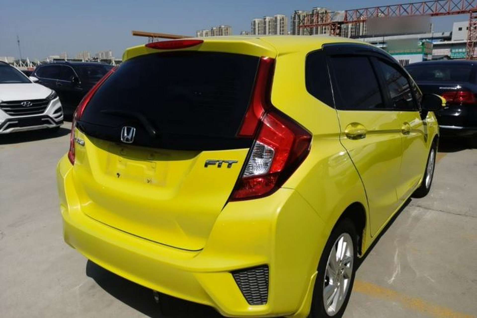 Used Honda Fit 2016 1.5L LX CVT Comfort Model Rear Right 45 Deg