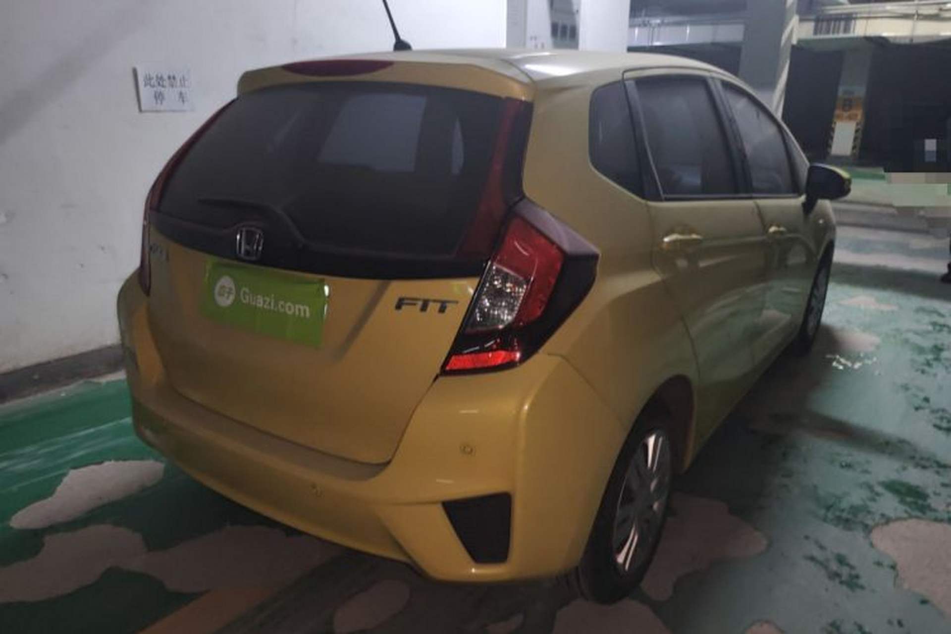 Used Honda Fit 2016 1.5L LXS CVT Comfort Sunroof Version Rear Right 45 Deg
