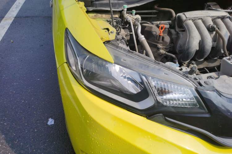 Used Honda Fit 2016 1.5L LX CVT Comfort Model Right Front Headlight