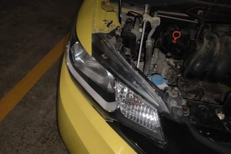 Used Honda Fit 2016 1.5L LXS CVT Comfort Sunroof Version Right Front Headlight