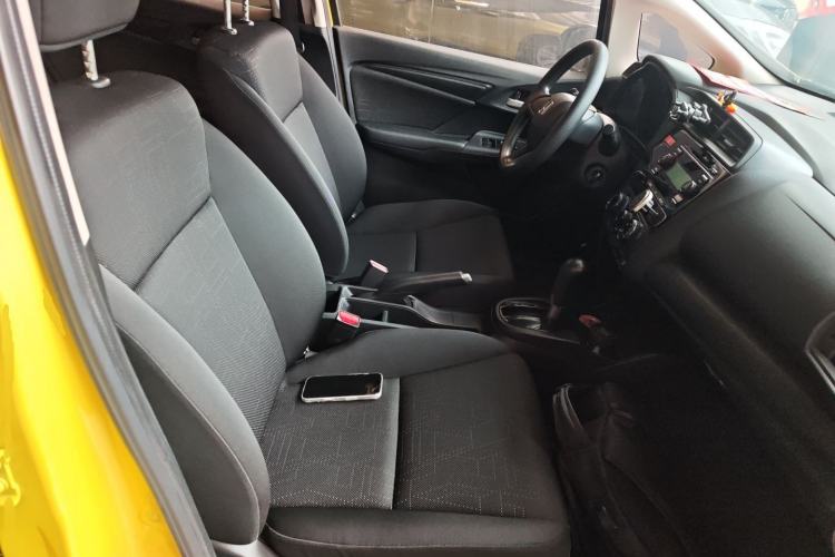 Used Honda Fit 2016 1.5L LX CVT Comfort Model Right Front Seat
