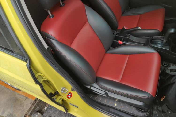 Used Honda Fit 2016 1.5L LXS CVT Comfort Sunroof Version Right Front Seat