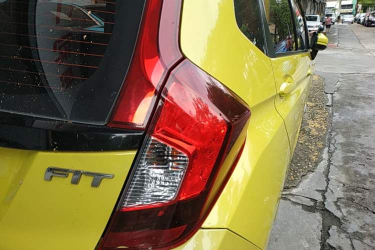 Used Honda Fit 2016 1.5L LXS CVT Comfort Sunroof Version Right Rear Taillight