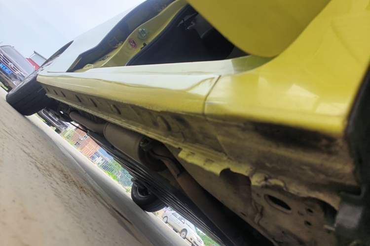 Used Honda Fit 2016 1.5L LX CVT Comfort Model Right Side Sill