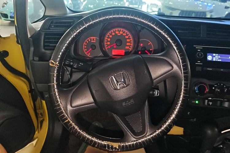 Used Honda Fit 2016 1.5L LX CVT Comfort Model Steering Wheel