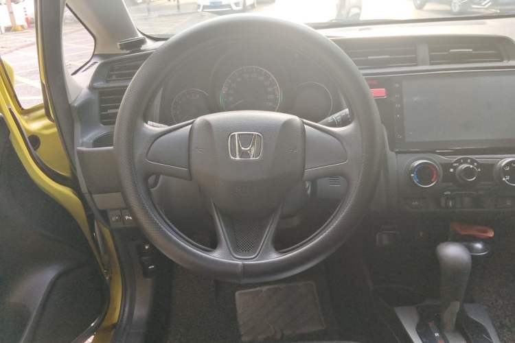 Used Honda Fit 2016 1.5L LXS CVT Comfort Sunroof Version Steering Wheel