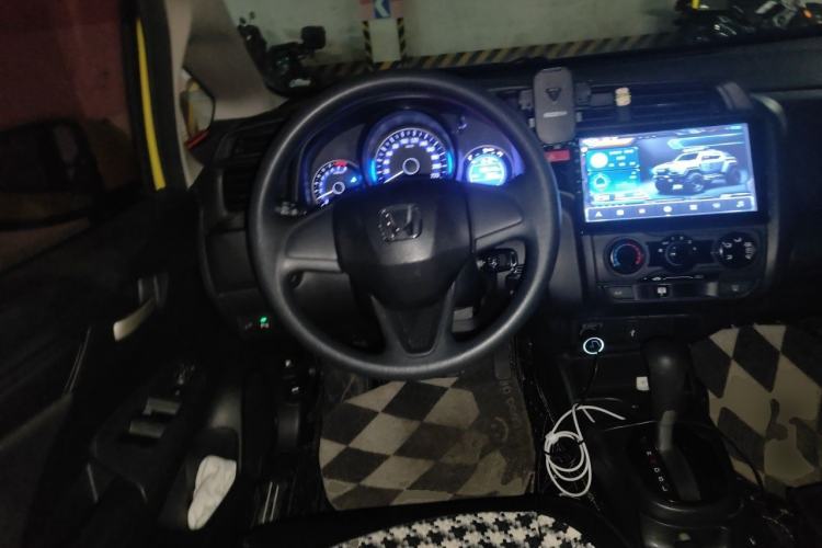 Used Honda Fit 2016 1.5L LXS CVT Comfort Sunroof Version Steering Wheel