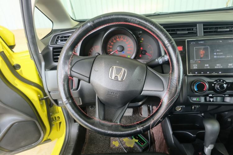 Used Honda Fit 2016 1.5L LX CVT Comfort Model Steering Wheel