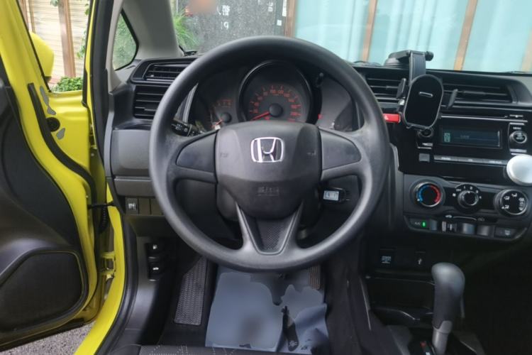 Used Honda Fit 2016 1.5L LX CVT Comfort Model Steering Wheel