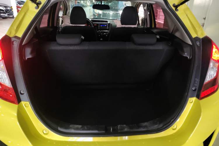 Used Honda Fit 2016 1.5L LX CVT Comfort Model Trunk