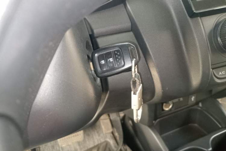 Used Honda Fit 2016 1.5L LXS CVT Comfort Sunroof Version Vehicle Key