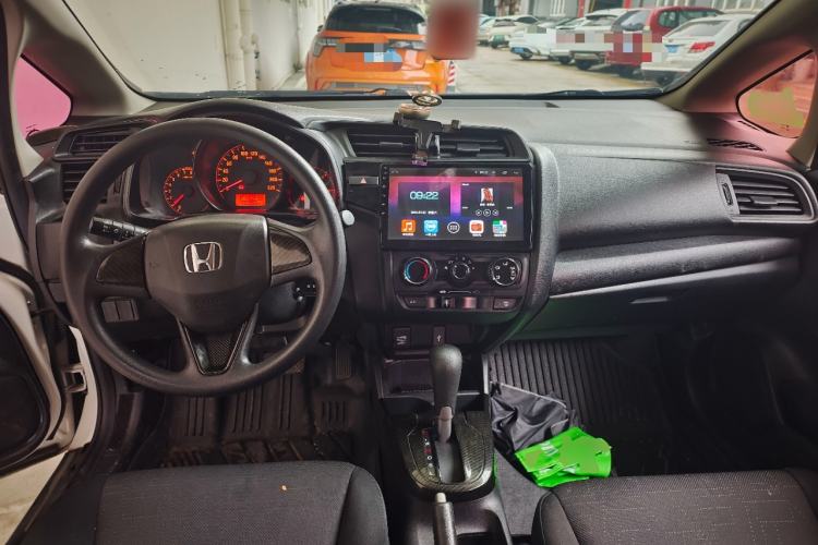 Used Honda Fit 2018 1.5L CVT Comfort Sunroof Version Center Console