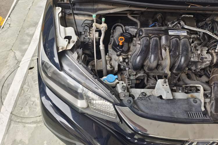 Used Honda Fit 2018 1.5L CVT Comfort Sunroof Version Engine Bay Right