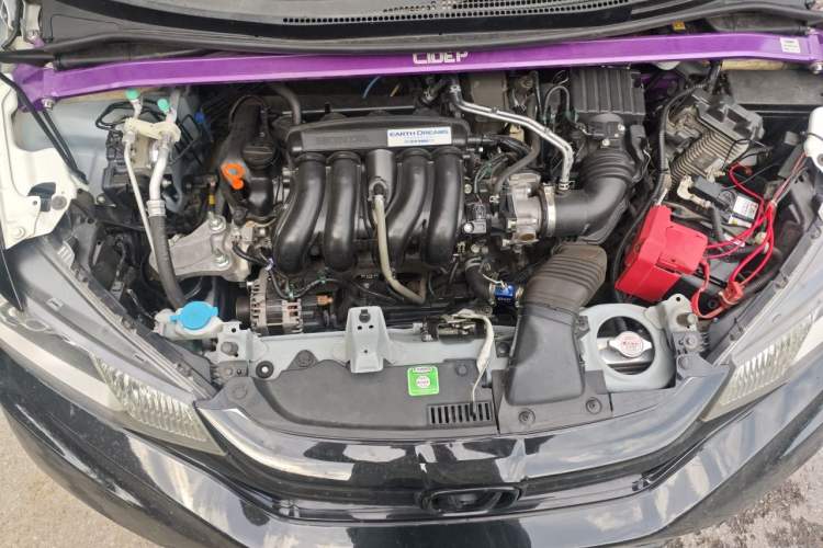 Used Honda Fit 2018 1.5L Manual Comfort Version Engine Bay