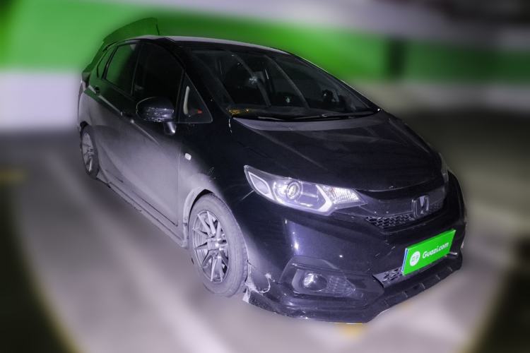 Used Honda Fit 2018 1.5L Manual Comfort Version Front Right 45 Deg