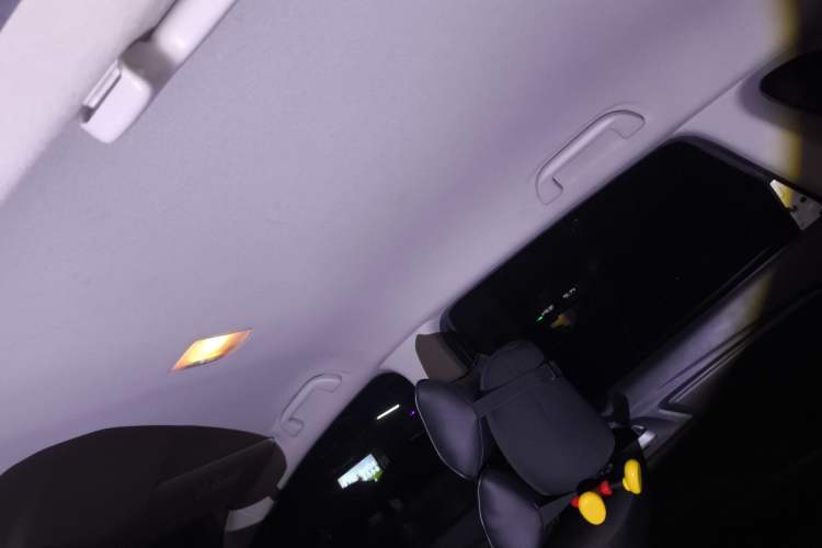 Used Honda Fit 2018 1.5L Manual Comfort Version Headliner