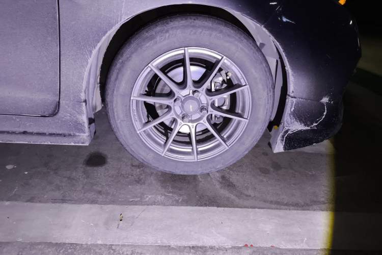 Used Honda Fit 2018 1.5L Manual Comfort Version Right Front Wheel Hub