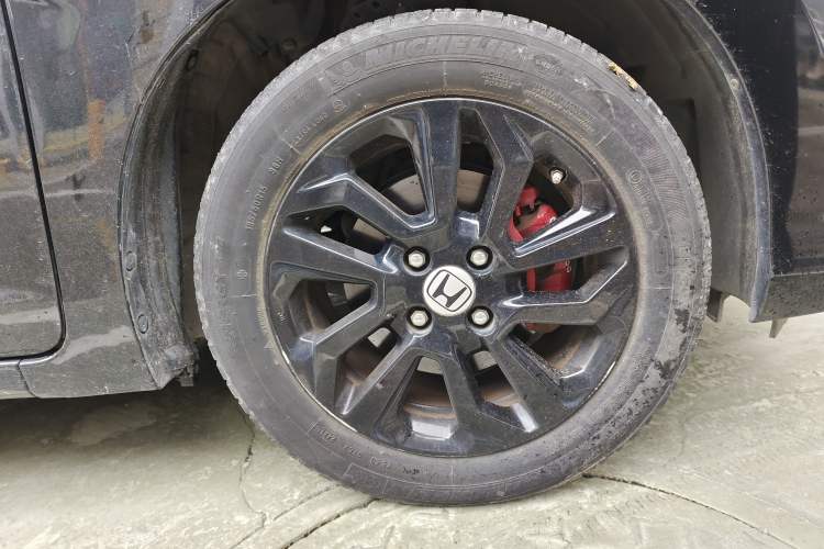 Used Honda Fit 2018 1.5L CVT Comfort Sunroof Version Right Front Wheel Hub